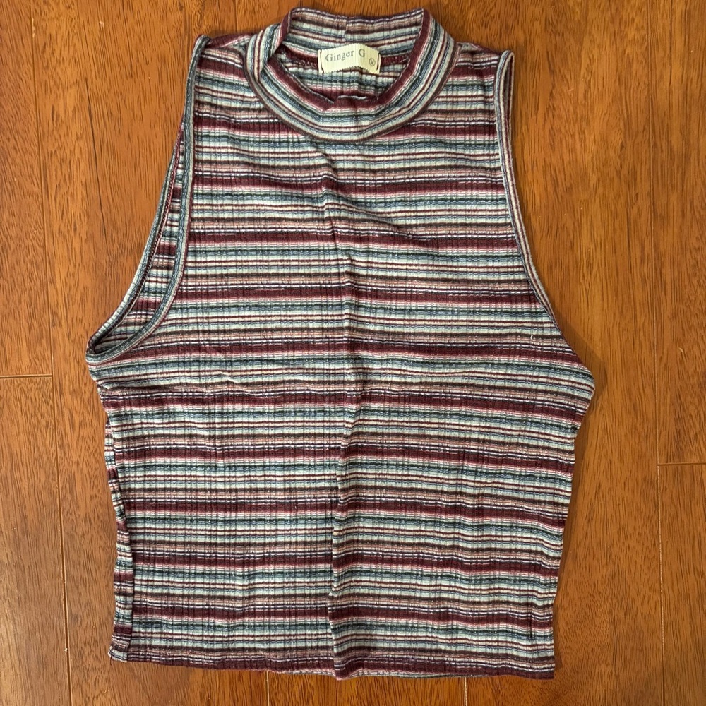 Ginger G Multicolor Ribbed Mock Neck Crop Sleeveless Tee